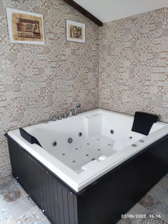 Villa Egipto Con Jacuzzi Y Piscina Climatizada Chiclana de la Frontera Dış mekan fotoğraf